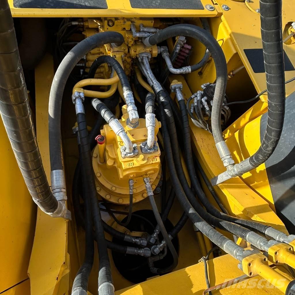 Komatsu 350-7 Kāpurķēžu ekskavatori