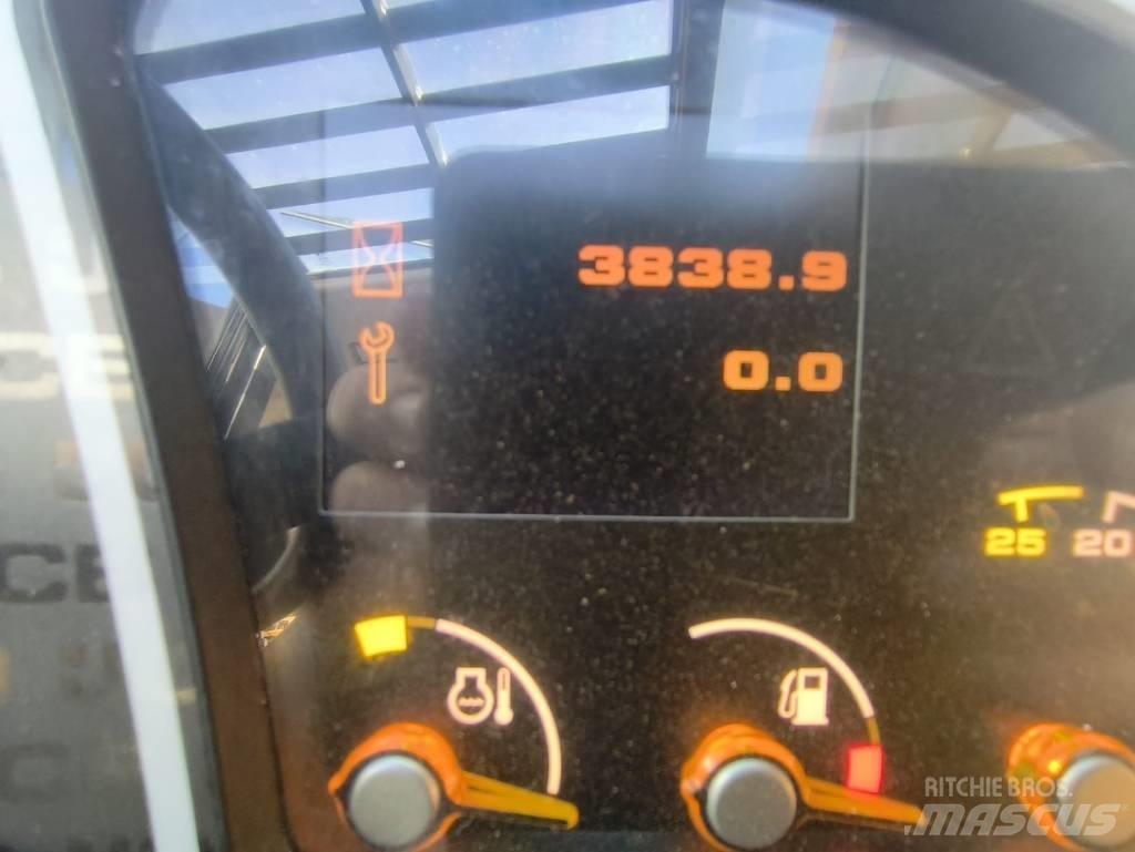 JCB 535-95 Teleskopiskie manipulatori
