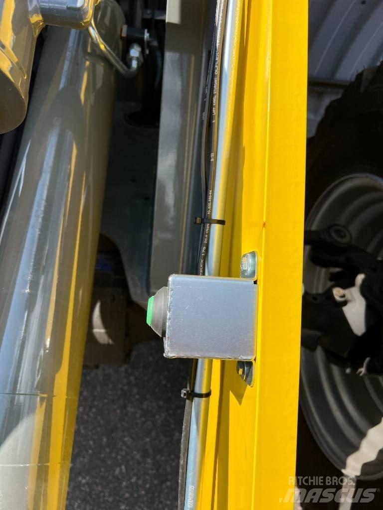 Kramer 8105 Iekrāvēji uz riteņiem