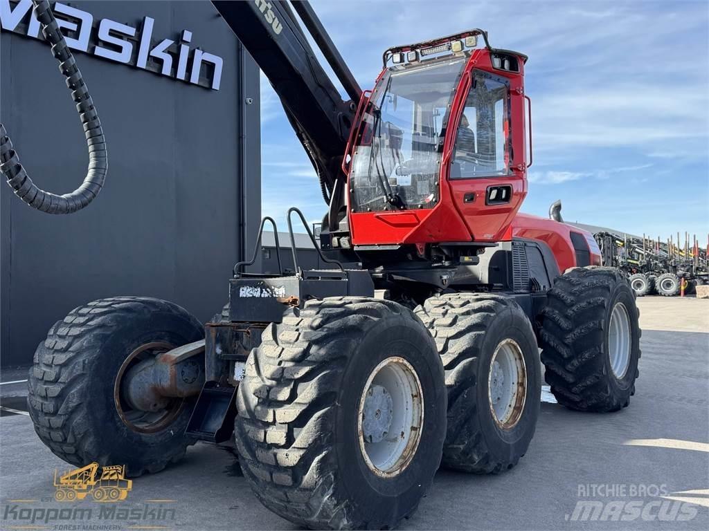 Komatsu 951 Harvesteri