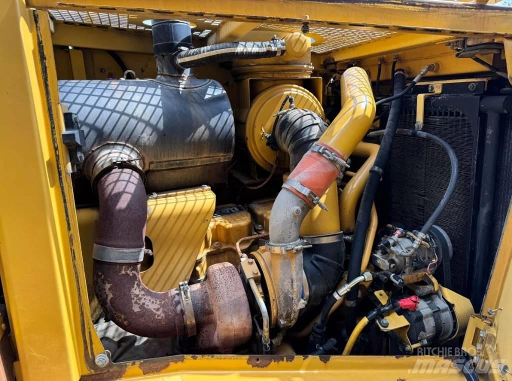 CAT D 8 T Kāpurķēžu buldozeri