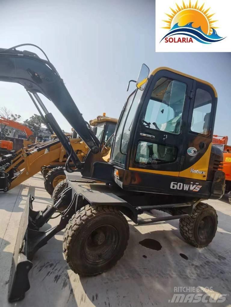 Hyundai R60W vs Mini ekskavatori < 7 t