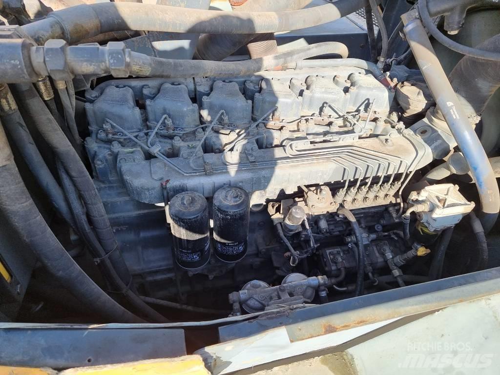 Liebherr 556 Iekrāvēji uz riteņiem