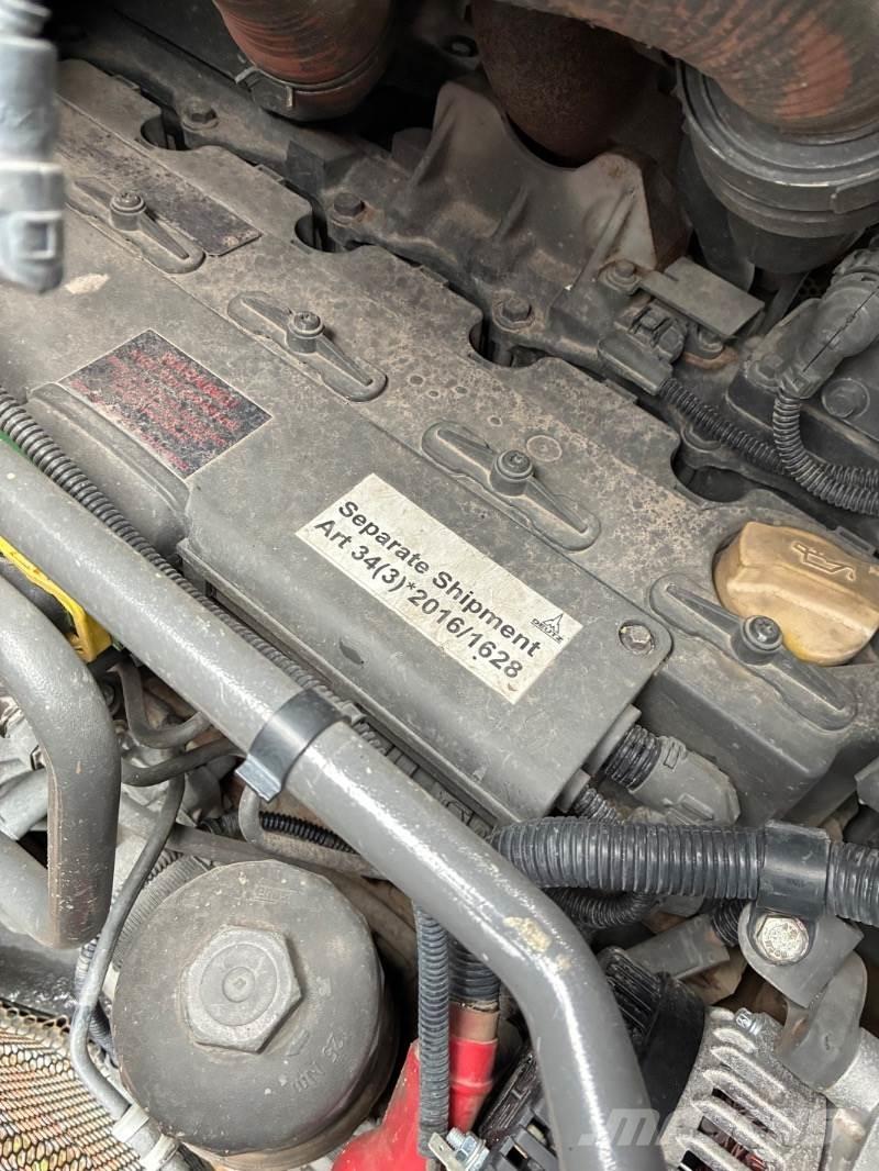 Fendt Vario 828 Traktori