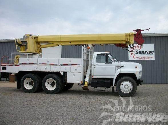 Altec D2050TR Pacēlāji uz automašīnas bāzes