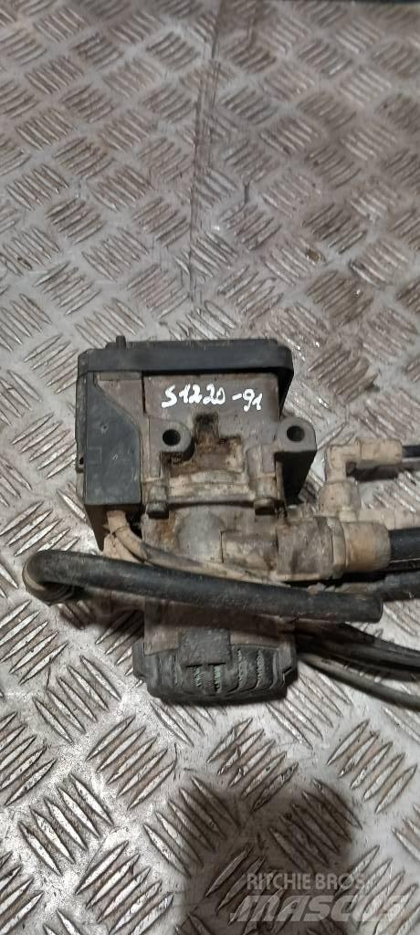 Scania G 400   1879275 Bremzes