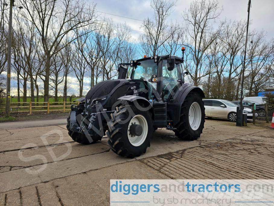 Valtra T 154 Traktori