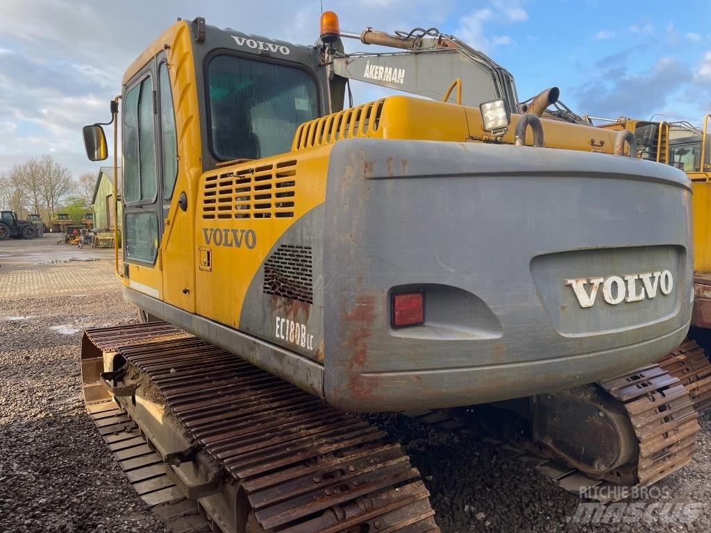Volvo EC180B Kāpurķēžu ekskavatori