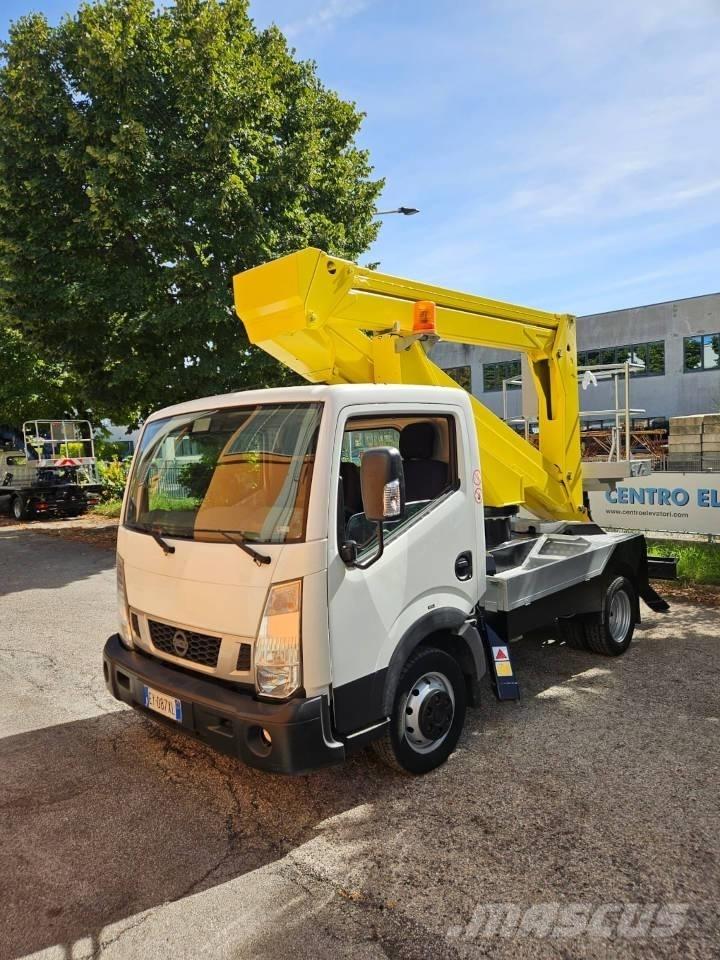 Palfinger P 200 A Pacēlāji uz automašīnas bāzes