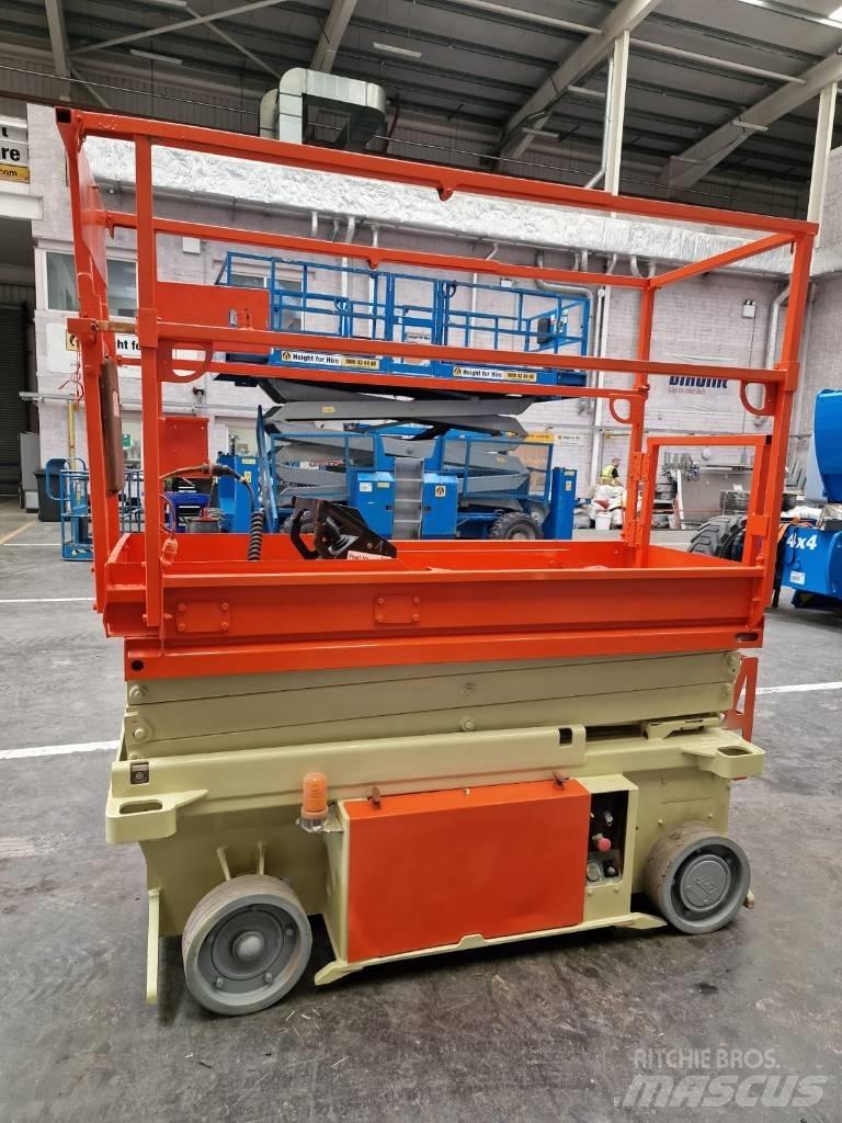JLG 6 RS Šķerveida pacēlāji