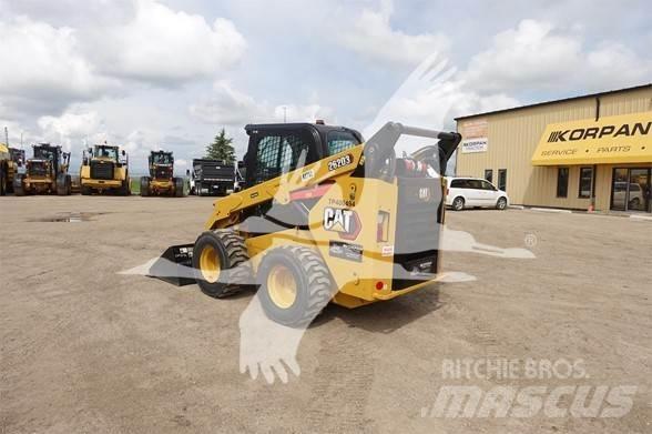 CAT 262D3 Lietoti riteņu kompaktiekrāvēji
