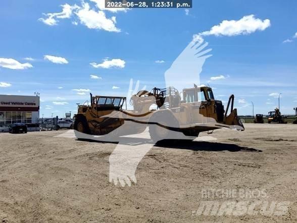CAT 627E Skrēperi