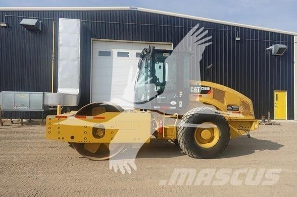 CAT CS68B Vienvalča grunts veltņi