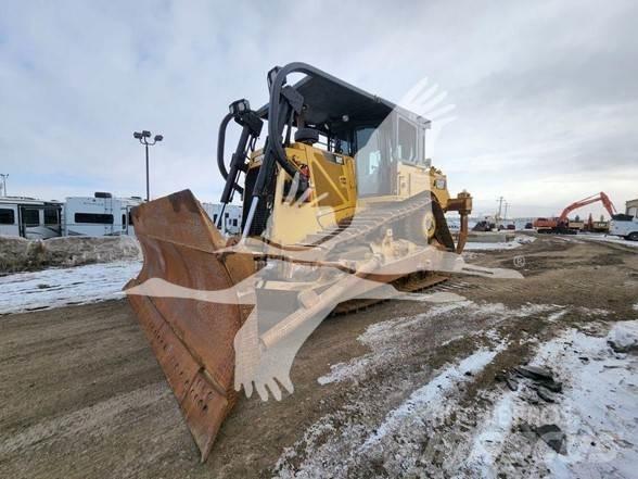 CAT D8T Kāpurķēžu buldozeri
