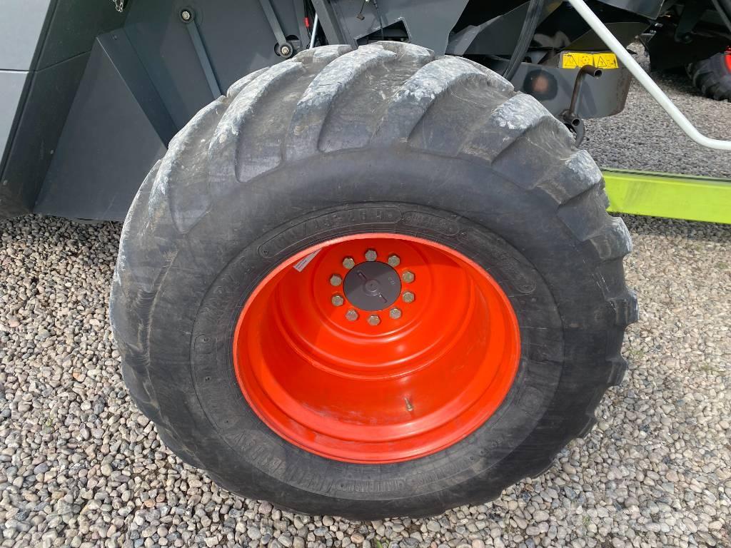 CLAAS LEXION 600 Ražas novākšanas kombaini