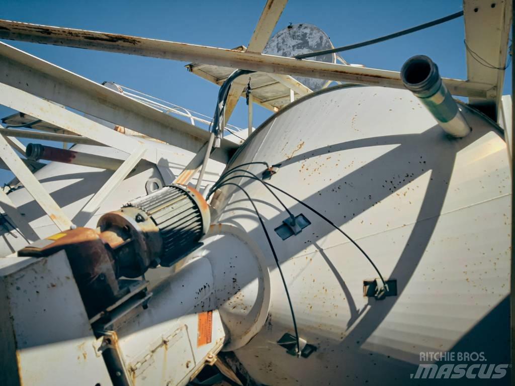  CemenTech CT270 Betona krātuves