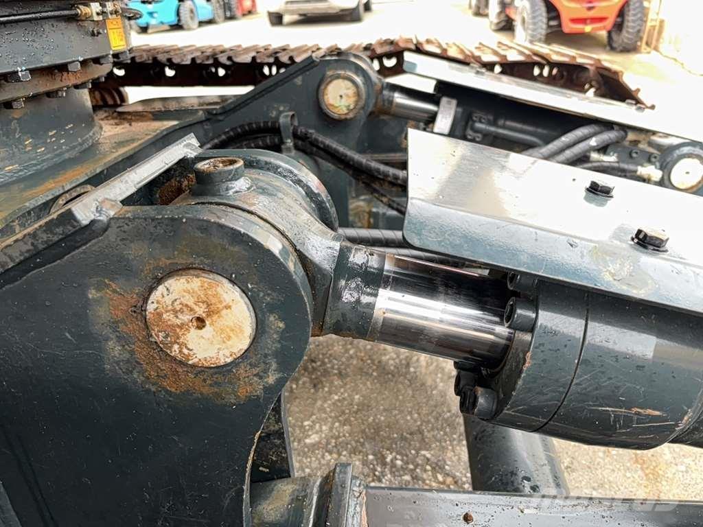 Hyundai HC130ALCR Īpašie ekskavatori