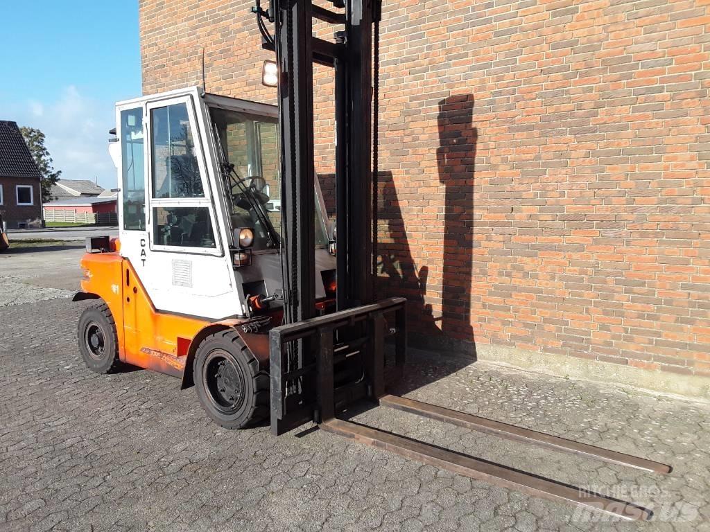 Dantruck 3508 Tehnika ar dīzeļa dzinēju