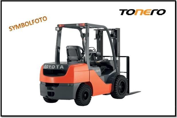 Toyota 52-8 FDF 30 Tehnika ar dīzeļa dzinēju
