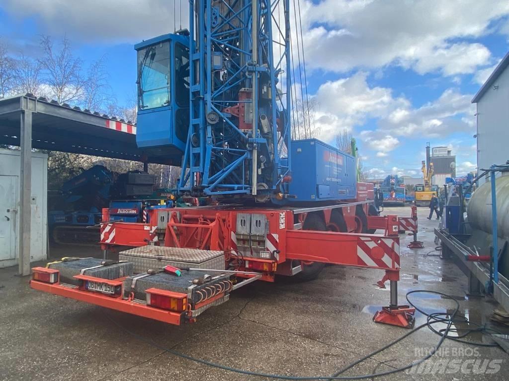 Liebherr MK 88 Celtņi nelīdzenām virsmām
