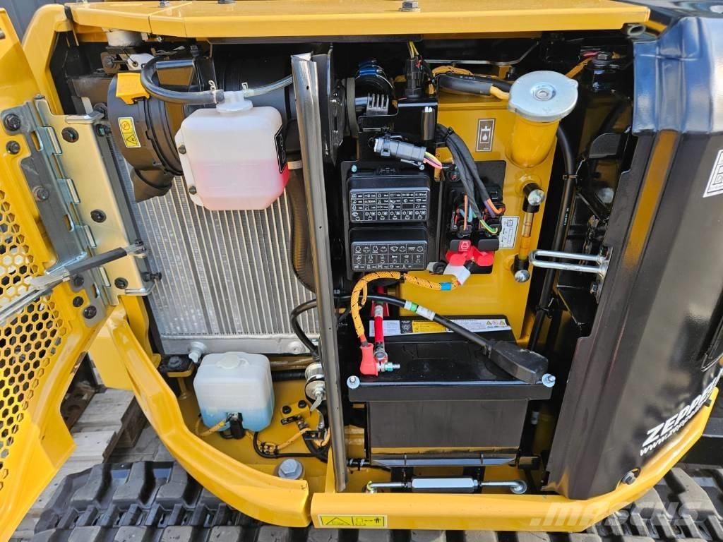 CAT 302.7 CR Mini ekskavatori < 7 t