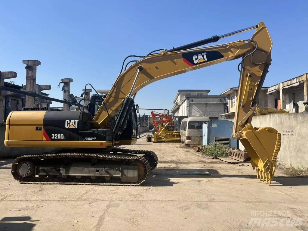 CAT 320 D Kāpurķēžu ekskavatori