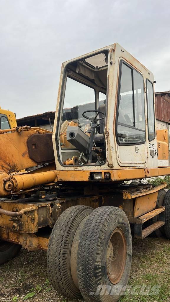 Liebherr 912 Sliedes, ķēdes un šasija