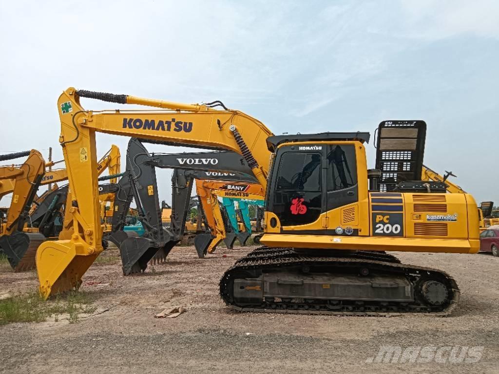 Komatsu PC 200-8 Kāpurķēžu ekskavatori