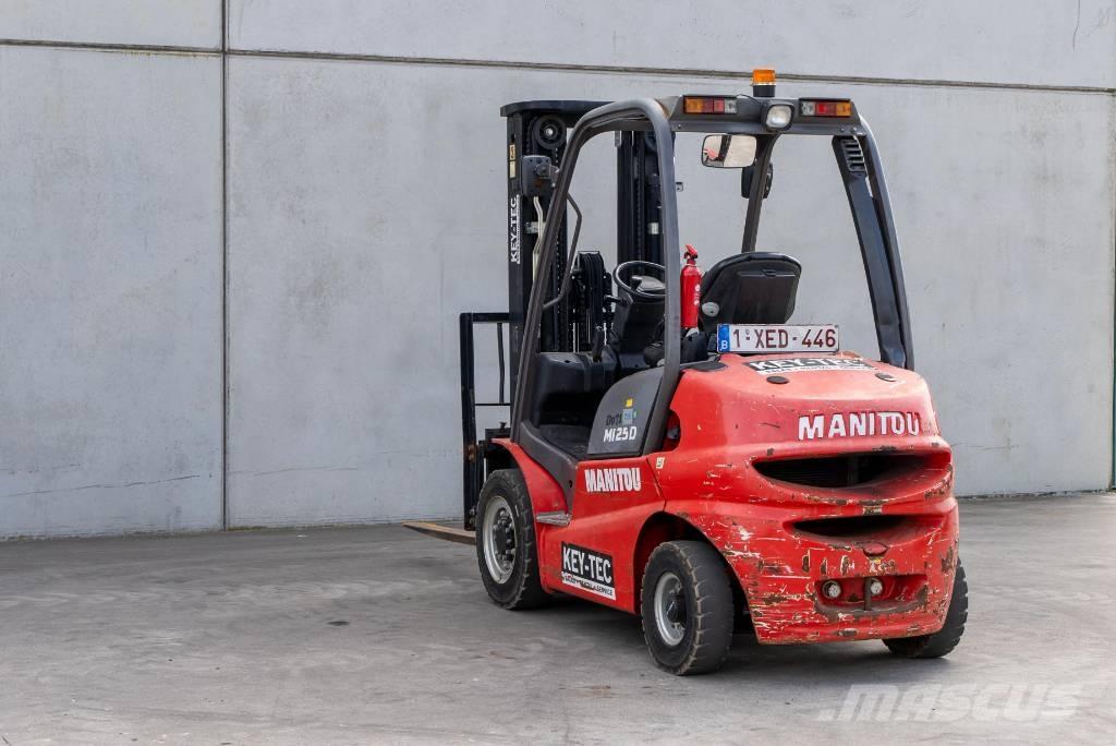 Manitou MI 25 D Tehnika ar dīzeļa dzinēju