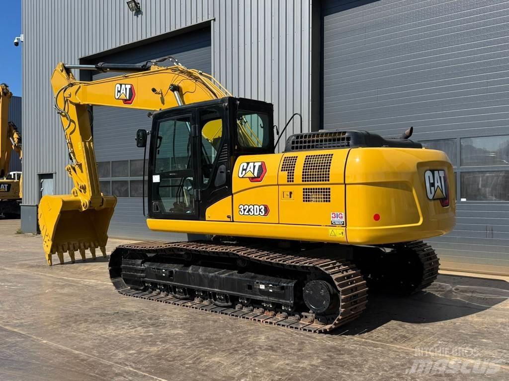 CAT 323D3 Kāpurķēžu ekskavatori