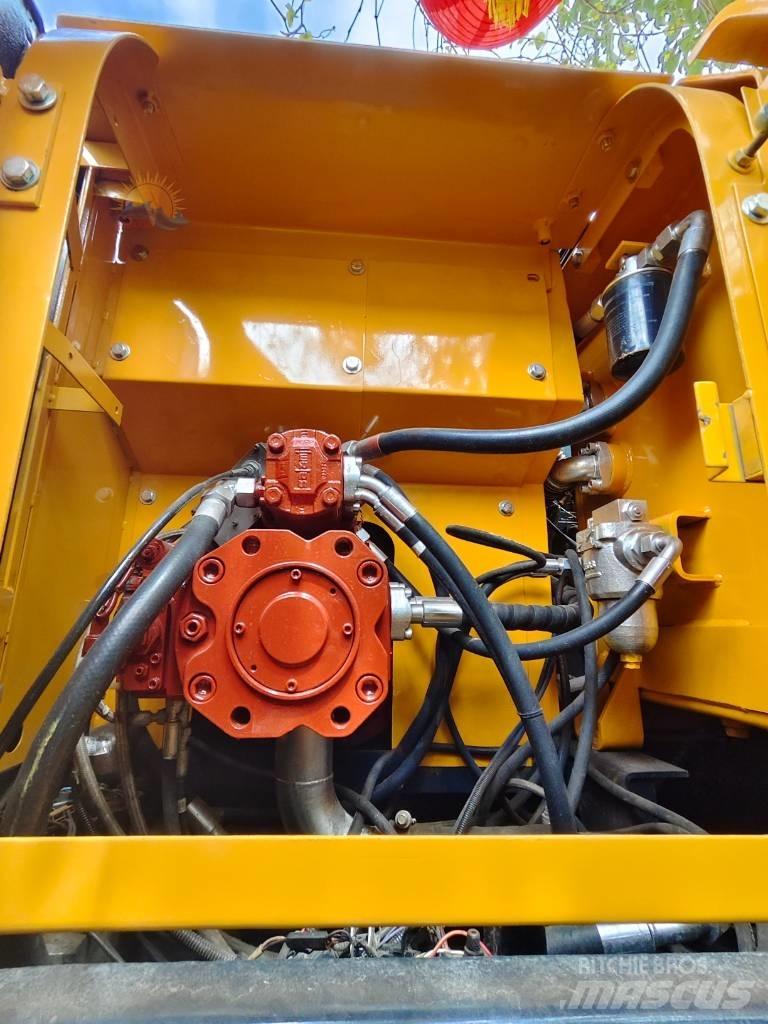 Hyundai 150w Ekskavatori uz riteņiem