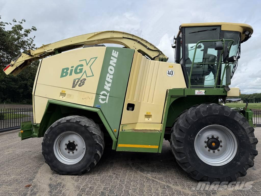 Krone Big X V8 Lopbarības novācēji