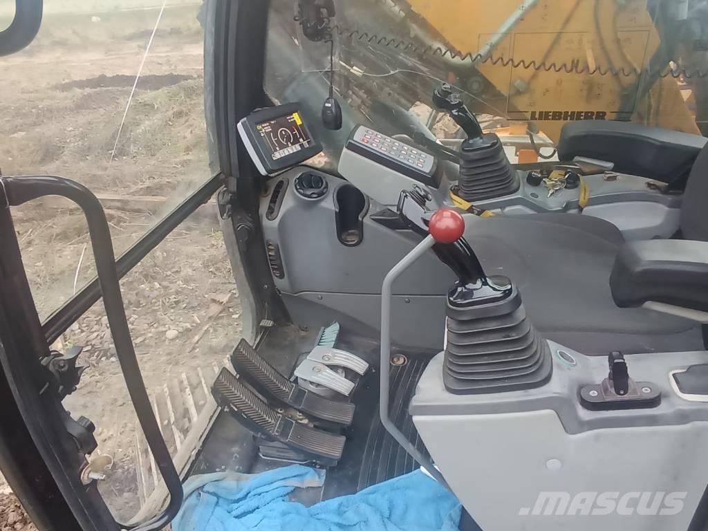 Liebherr R 918 NLC Kāpurķēžu ekskavatori