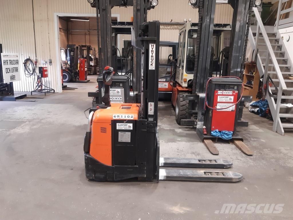 BT SPE125L Pašgājēji krautnētāji