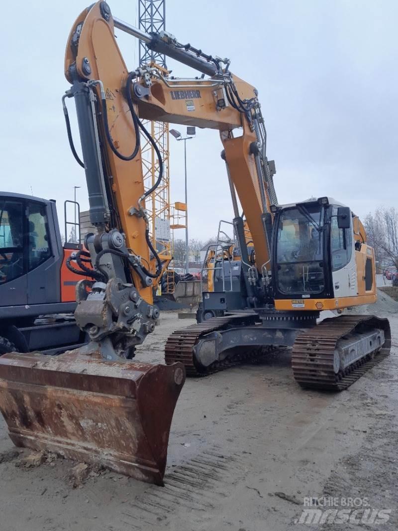 Liebherr R922 Kāpurķēžu ekskavatori