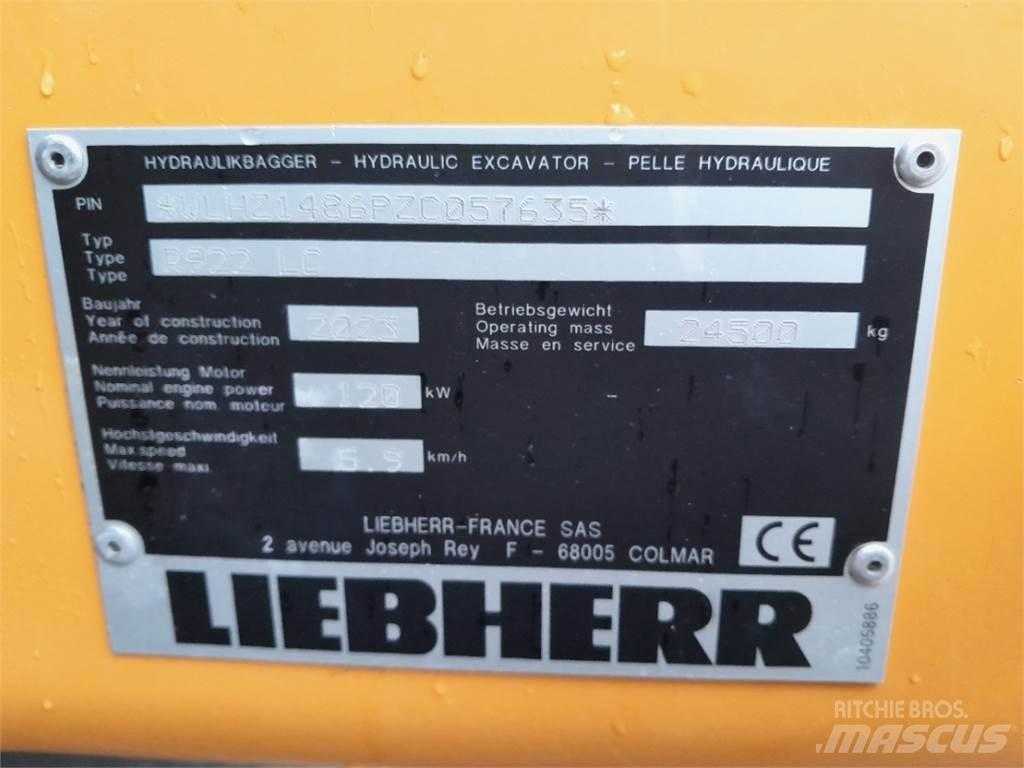 Liebherr R922 Kāpurķēžu ekskavatori
