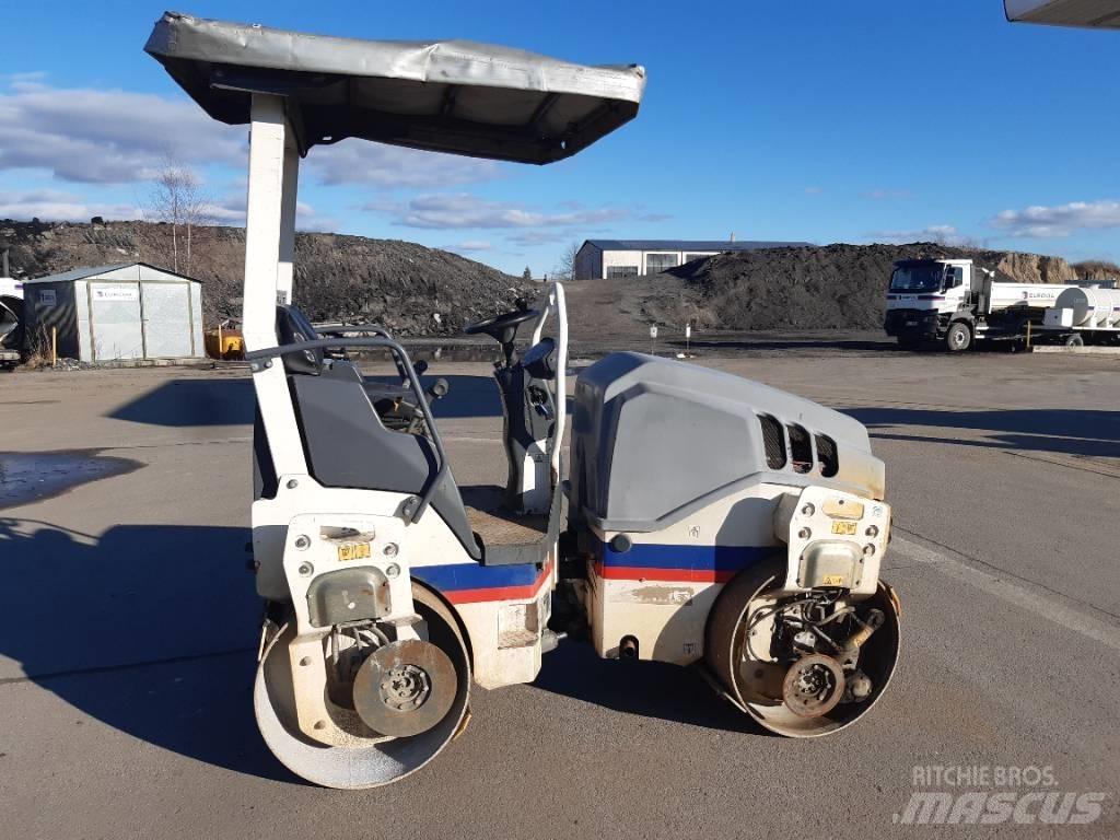 Hamm HD 12 VV Divvalču grunts veltņi