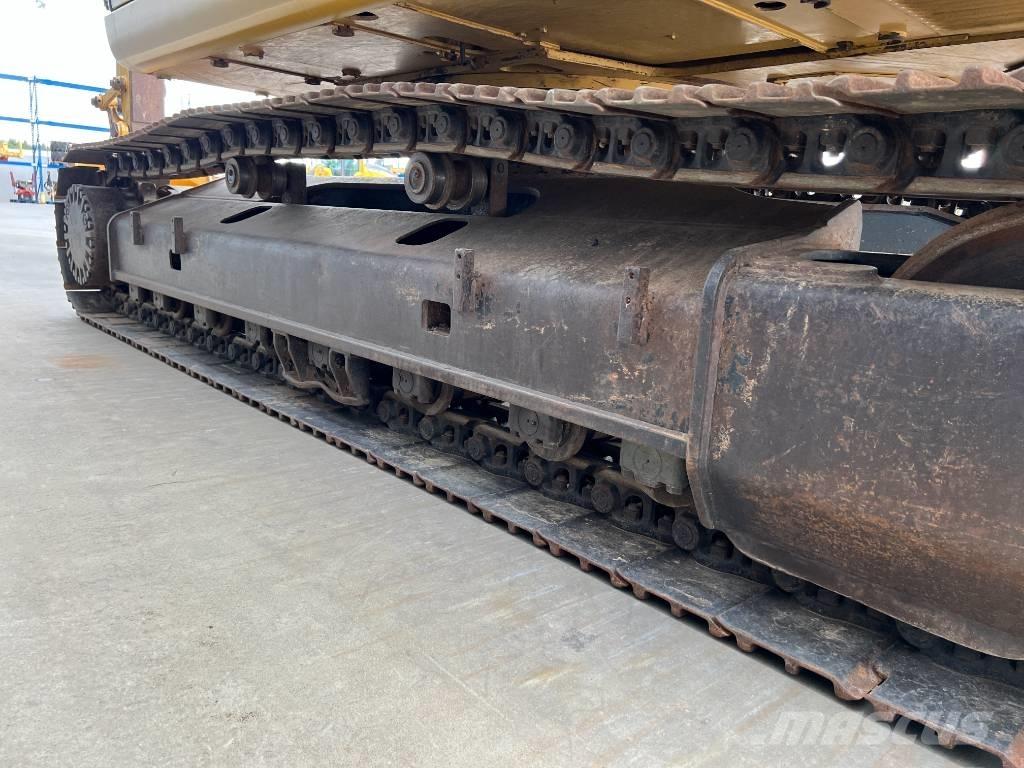 CAT 323D LN Kāpurķēžu ekskavatori