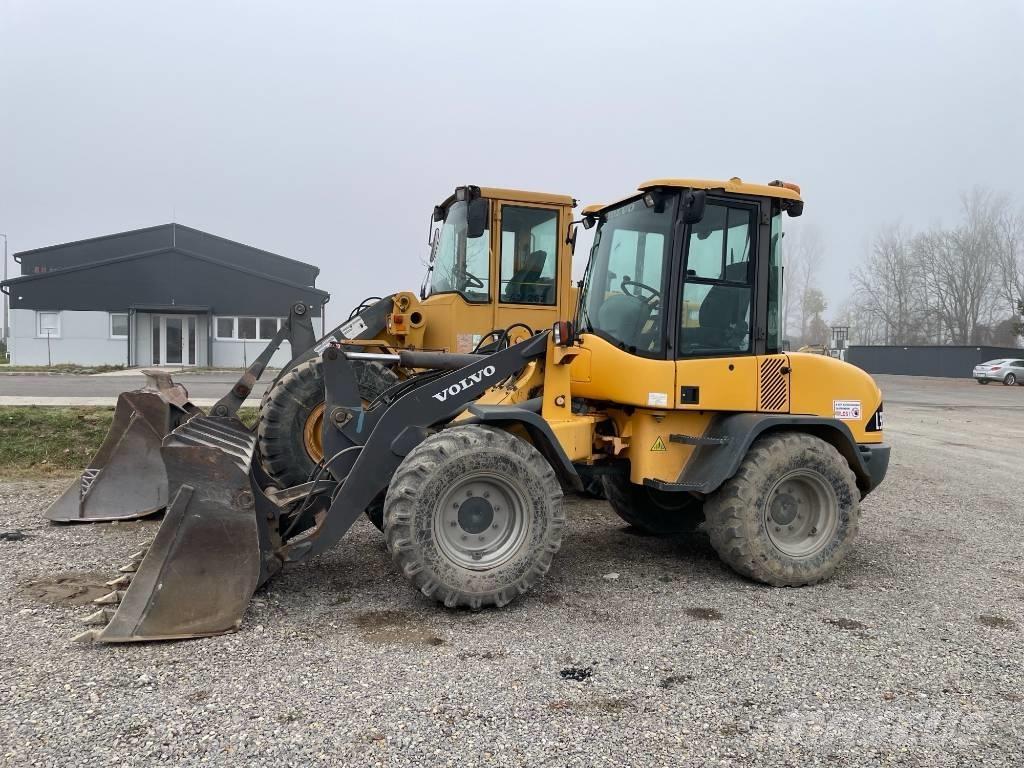 Volvo L 35 B - Z Iekrāvēji uz riteņiem