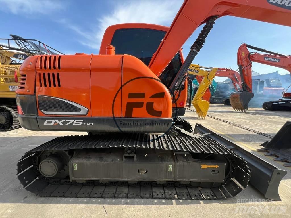 Doosan DX 75-9 C Kāpurķēžu ekskavatori