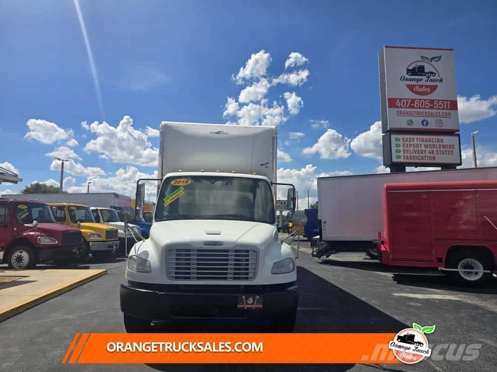 Freightliner M2 Furgons