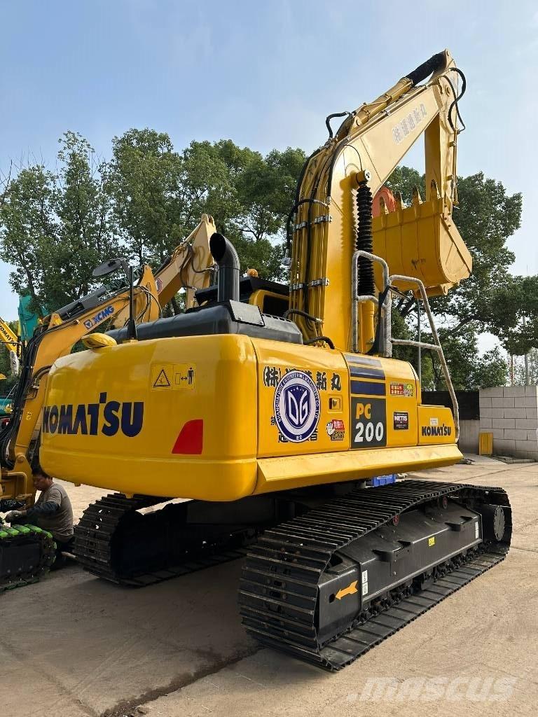 Komatsu PC 200-8N1 Vidēja lieluma ekskavatori 7 t - 12 t