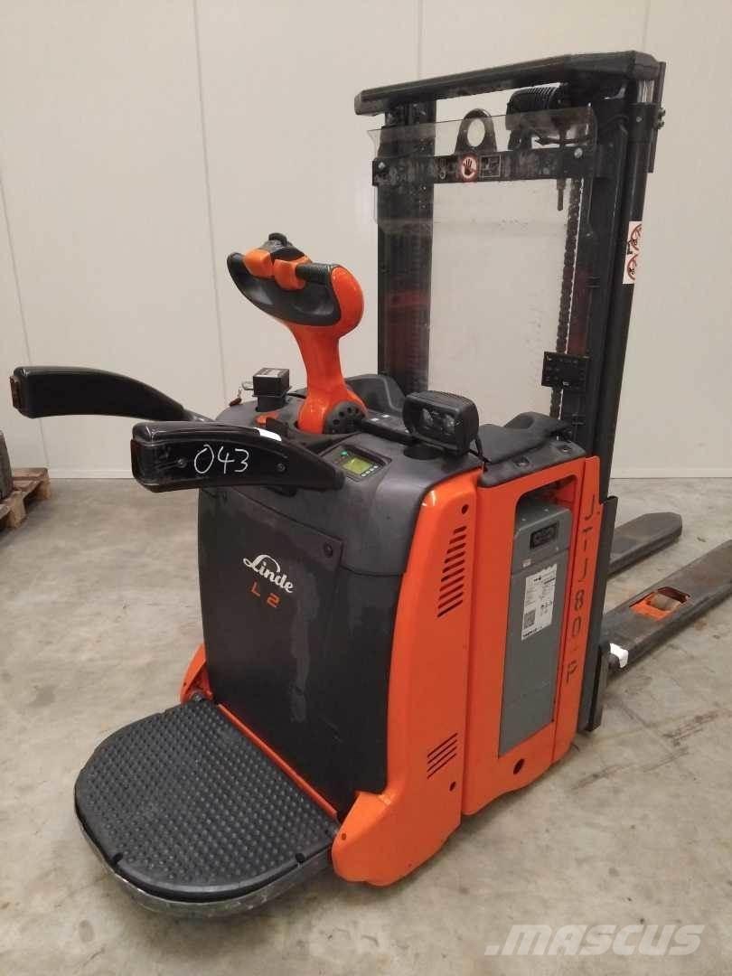 Linde L12AP Pašgājēji krautnētāji