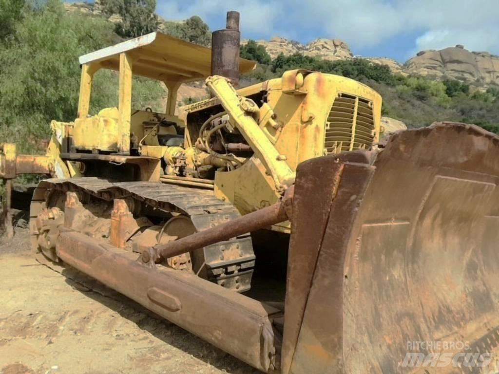 CAT D 9 G Kāpurķēžu buldozeri