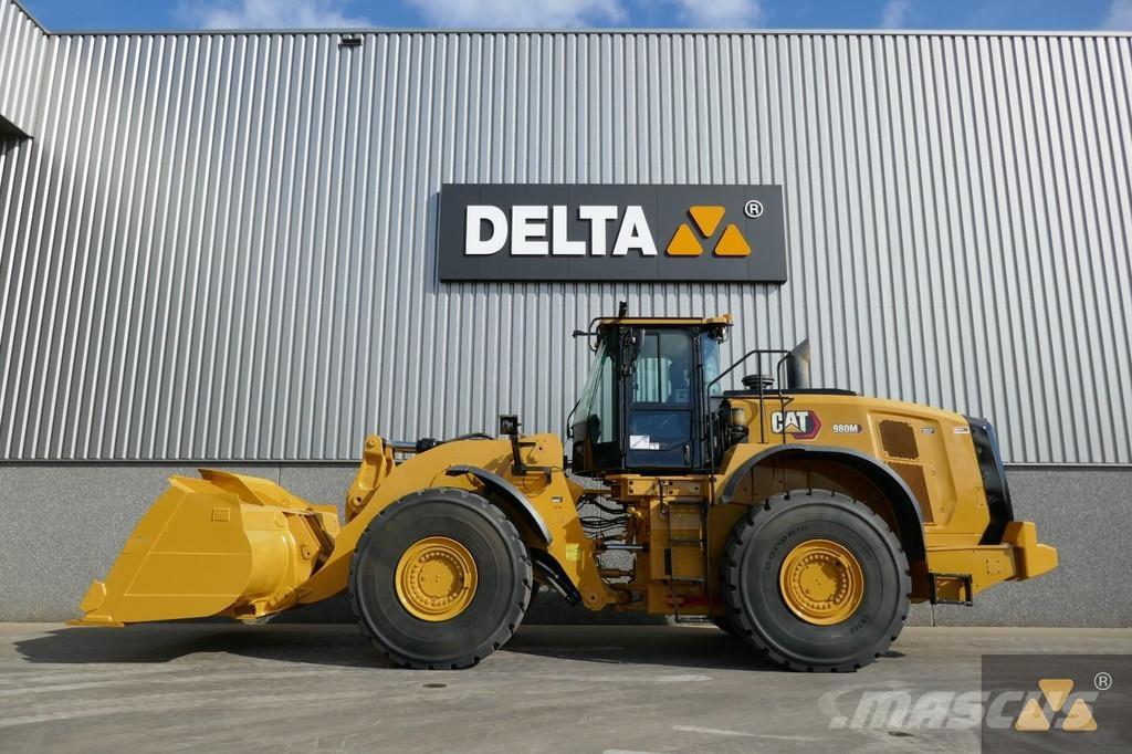 CAT 980M Iekrāvēji uz riteņiem