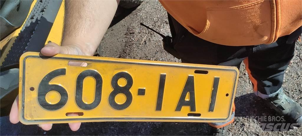 Volvo EW180C Ekskavatori uz riteņiem