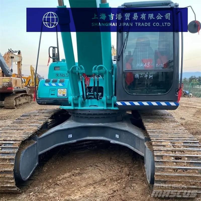 Kobelco 210 Kāpurķēžu ekskavatori