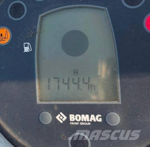 Bomag BW 120 Divvalču grunts veltņi