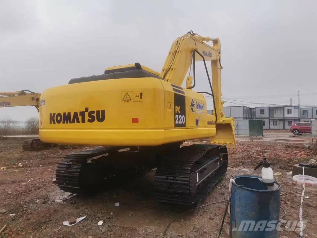 Komatsu pc220-7 Kāpurķēžu ekskavatori