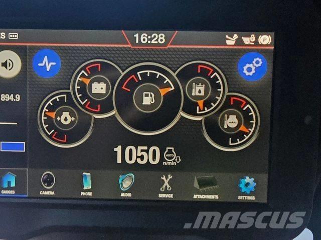 Bobcat T 76 Lietoti riteņu kompaktiekrāvēji